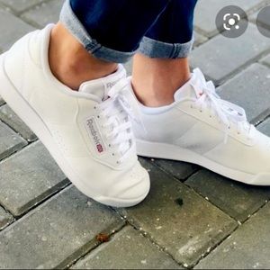 Reebok princess classic women’s white shoe 7.5, barely worn